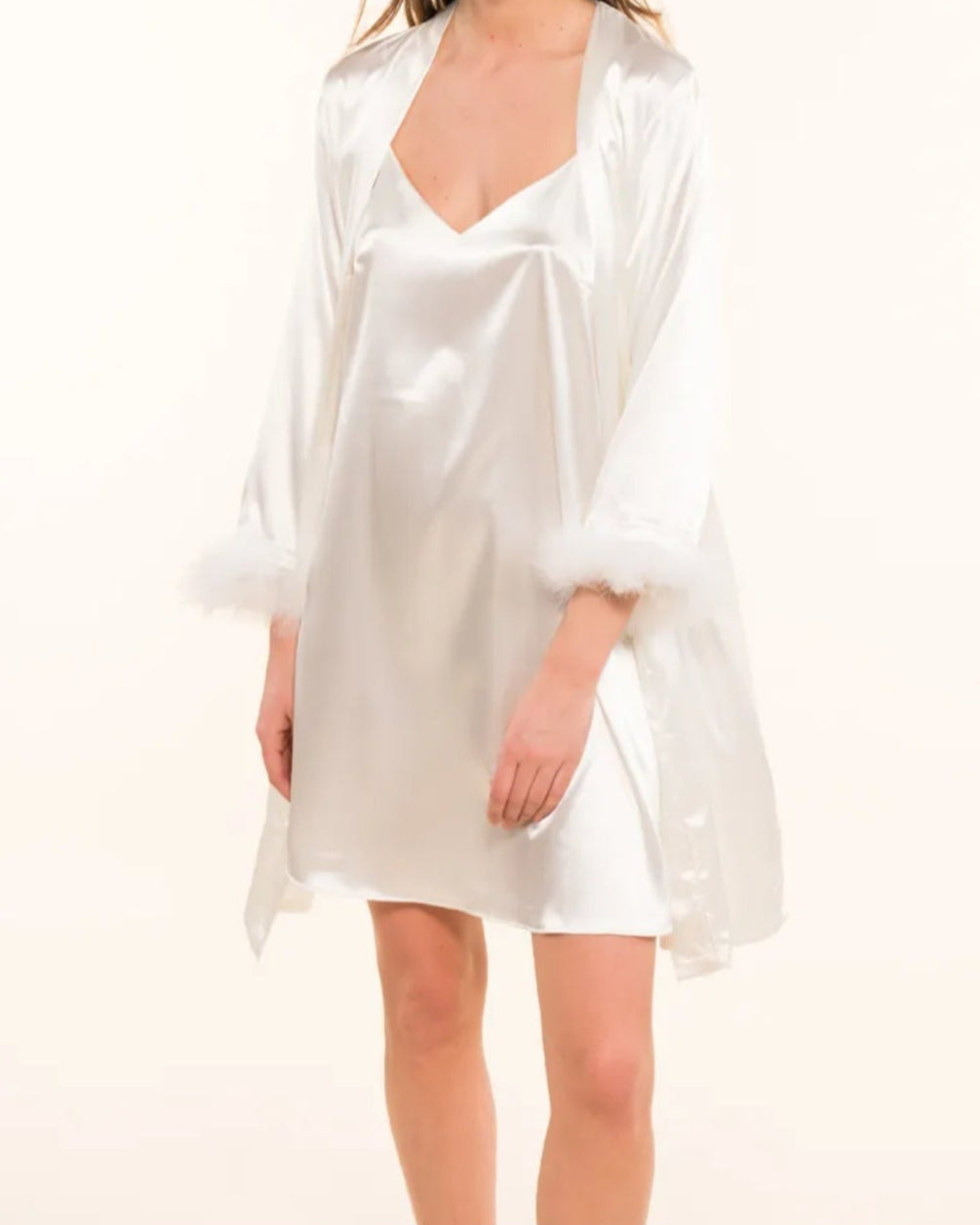 Ensemble nuisette en satin plumes