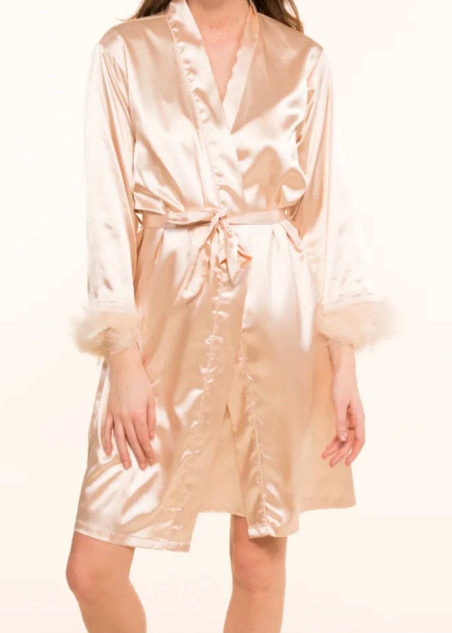 Ensemble nuisette en satin plumes